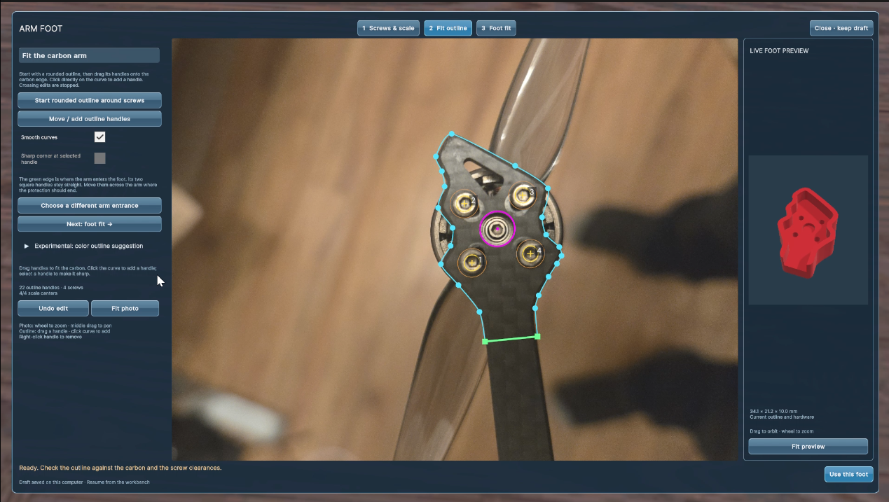 Mount Maker arm foot editor with screw markers, a curved outline, and a red 3D foot preview.